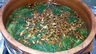 طاجن الملوخيه المصريه مع أجنحة الدجاج المقرمشه بكل سهوله