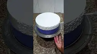 surprise cake 🎂#cakedecorating #trending #video