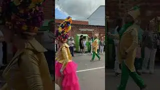 DESFILE DE CARROZAS EN SANTA OLALLA. FIESTAS DE MAYO