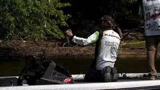 Catchin' Fish On The Stupid Tube