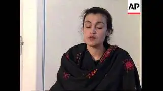 PAKISTAN: SUPREME COURT MAY REINSTATE BENAZIR BHUTTO