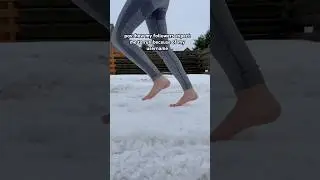 Some barefoot running humour 🙌😂 #running #barefootrunning #snow #strava