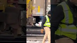 Rail cars uncoupling