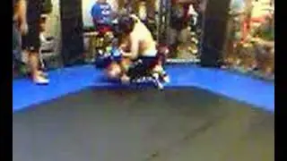 Joe Chernay Rd1 (1stMMA fight)