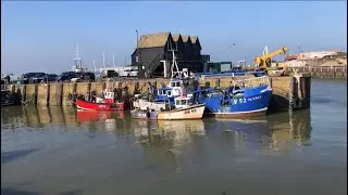 🇵🇭 Whitstable Harbour seaside Kent England🇬🇧