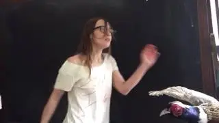 Fiona Apple dancing to Darondo 'Didnt I' (with her dog)