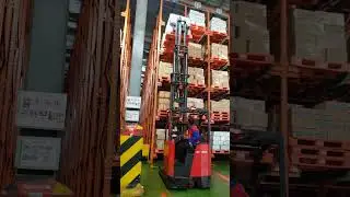 Forklift Reachtruck #Reachtruck #forklift #TutorialForklift