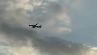 Big Boeing 787 Passes By Our House 