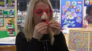 TOY FAIR 2018: GROSS Games!! Snot It, Don't Step In It, Pop-a-Zit!
