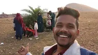 Hamlog aye hai gehlor ghati ghumne 