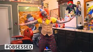 Barber who loves clowns transforms himself into a real-life clown