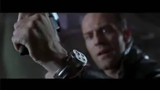 Agent Evan Funsch (Jason Statham) & Officer Gabe Law (Jet Li) in The One | American Movie 2001
