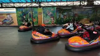 Fantasy Kingdom Crazy Bump Car Fighting | Fantasy Kingdom Them Park | BD Trip