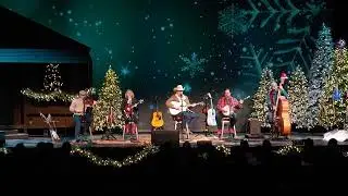 Rhonda Vincent & The Rage - My Heart Never Lies