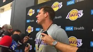 Lakers head coach Luke Walton makes strong comments about Lonzo Ball | ESPN