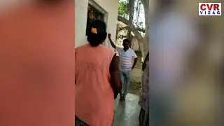 డ్యూటీ కి రాకుండా వారికి హాజరు వేస్తున్నారని గొడవ  | High Tension At Visakha GVMC
