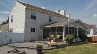 Home For Sale - 1133 Hill Crest Drive - CAROL STREAM, IL