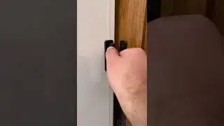 Barn door latch #woodwork #woodworking #howto #diy #furniture #barndoors