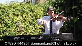Dan Baker&rsquo;s garden party music demo
