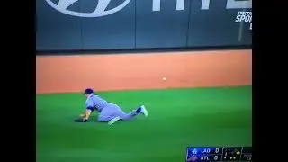 Kike Misplay Costs Dodgers a run