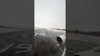 Взлет из Москвы в Сочи на airbus A321 зимой 