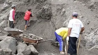 SEARCH AT THE MINE LOCATION ON THE RIGHT AND LEFT UNTIL THE SAND STOCK RUNS OUT 