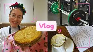 Day in My Life Gym, Vision Board from Pinterest, Making Apple Pie + Presents #cozyvlog #visionboard