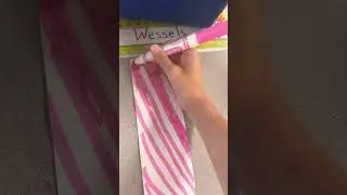 Making a cute pink arm paper thing✍🏻🩷custom made by me😘!