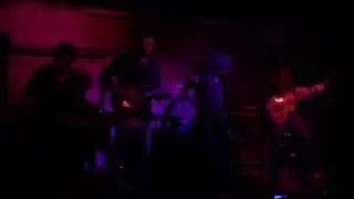 Flyin Up &mdash; Fire (live)