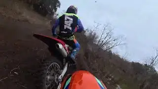 Landon Mondon 26 clutch issue; crash put a hole in number plate and turned off the camera 