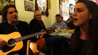 Απόψε τα 'πια για καλά - μεσ' το δικό σου μαχαλά.