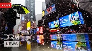 LIVE: Times Square New York During Major Winter Storm and Blizzard
