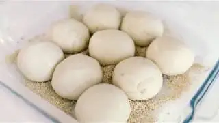 How to make: Pizza Express Dough Balls