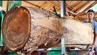 🌲THE FIBER IS AMAZING! The Process of Sawing Old Teak Wood at a Custom Sawmill🌲