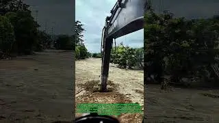 Powerful Excavator Cleanup: Rebuilding After Floodwaters