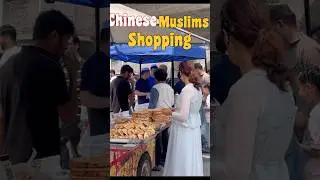 Chinese Muslims Shopping #shorts #chinesemuslim #mosqueinchina #halalfood #musliminchina #food