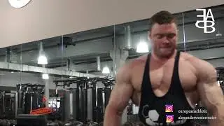 Shoulder with ifbb Elite Pro Alexander Westermeier