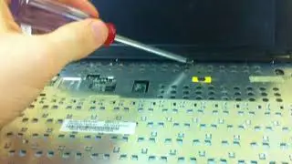 Снятие / замена клавиатуры у нетбука ASUS EEE PC