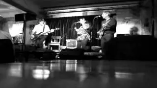 Paul Weeden & the Roses - 'Bad Dogs' live Homestead , Hobart 10/3/16