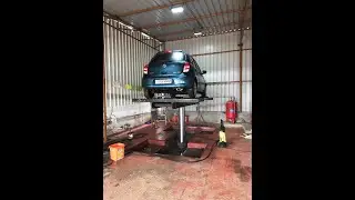 Maruti Brand 4 Ton car washing lift. Butterfly model. Chalakudy, Kerala site.#carwasher #carwashing