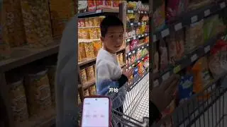 Mummy gave only 30 seconds in shopping 🛒 Wait For End 😨 || #shorts #shopping #waitforend #challenge