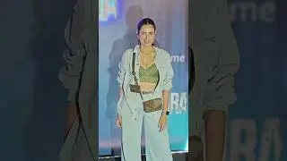 Soanalli Seygall arrive at Adhura special screening #shorts #adhura #sonnalliseygall