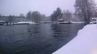Fj&auml;rilsim i sn&ouml;fall, Slussen 10 januari
