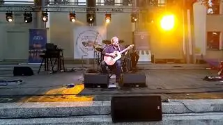 EDDIE MULDER - Day In, Day Out (