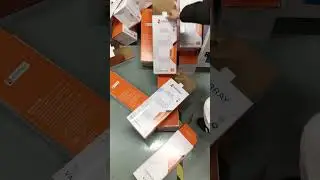 Thermos cup box folding machine
