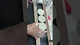 Fully automatic intelligent labeling machine