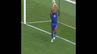 Brandon Peterson Almost Conceded🤣 #kaizerchiefs #BetwayPrem #orlandopirates