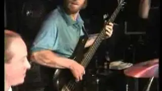 Rocco Prestia Playing Bass Line From Credit