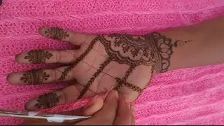 Beautiful mehndi 🌿☺️ for wedding and fastival 🌿☺️