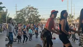 Jogging-Zumba Time Malolos City Hall Comvention Sport Complex by Idol Ricky tv